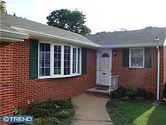 2nd image of 38 Yearsley Dr