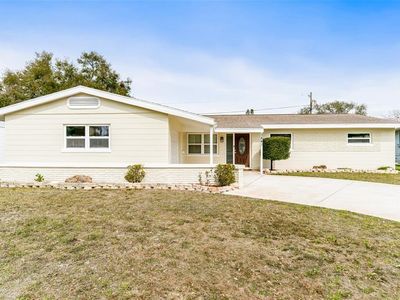 5841 30th Ave N, Saint Petersburg, FL, 33710