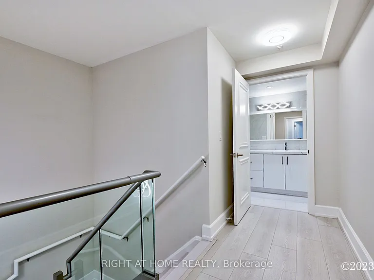 650 Sheppard Ave E #Penthouse 15 — Photo 11