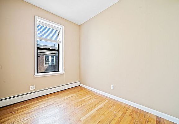 5th image of 40-04 36th Ave #F4
