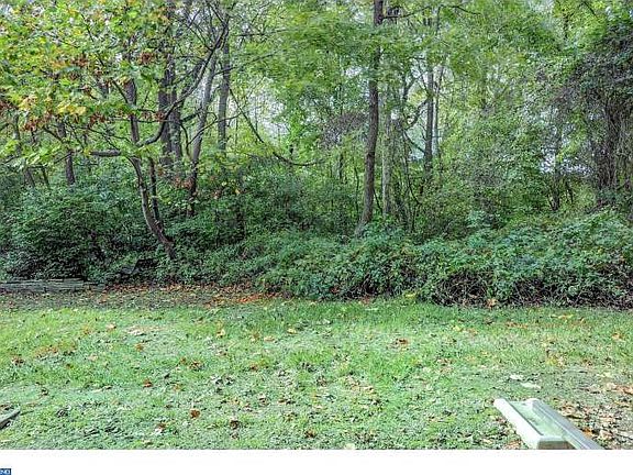 4th image of 14 Sandy Brae Ct