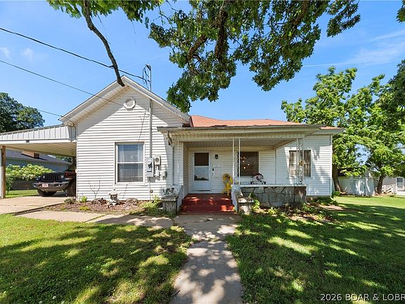 2nd image of 421 Lombar St