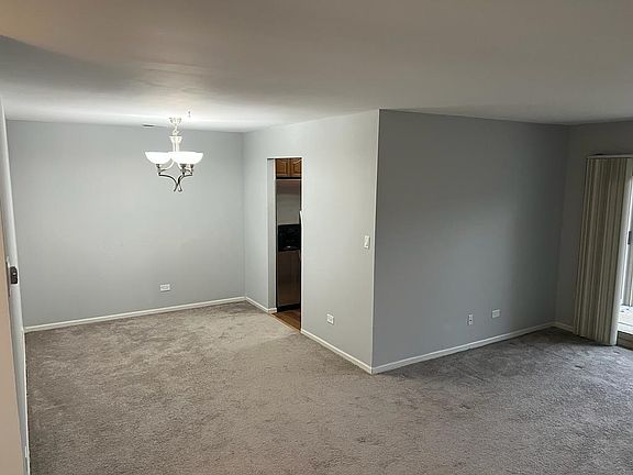 5th image of 1200 Knottingham Ct Unit 1AR