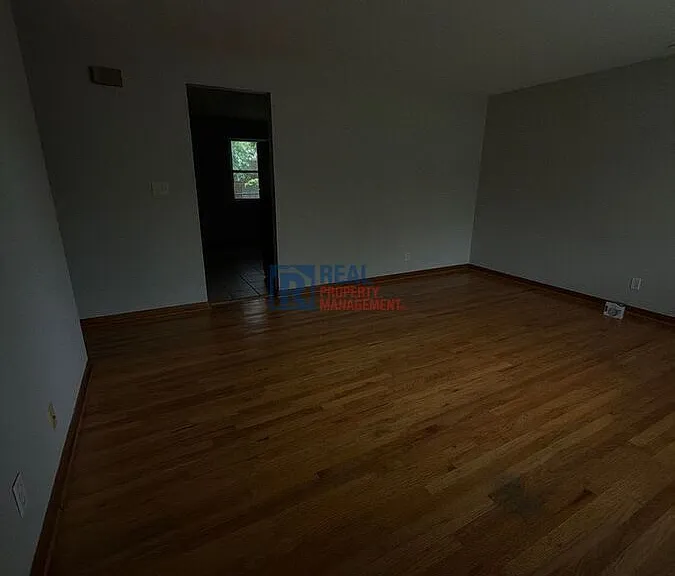1839 Jason Dr — Photo 4