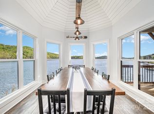 602 Shoreline Rd #144, New London, NC 28127