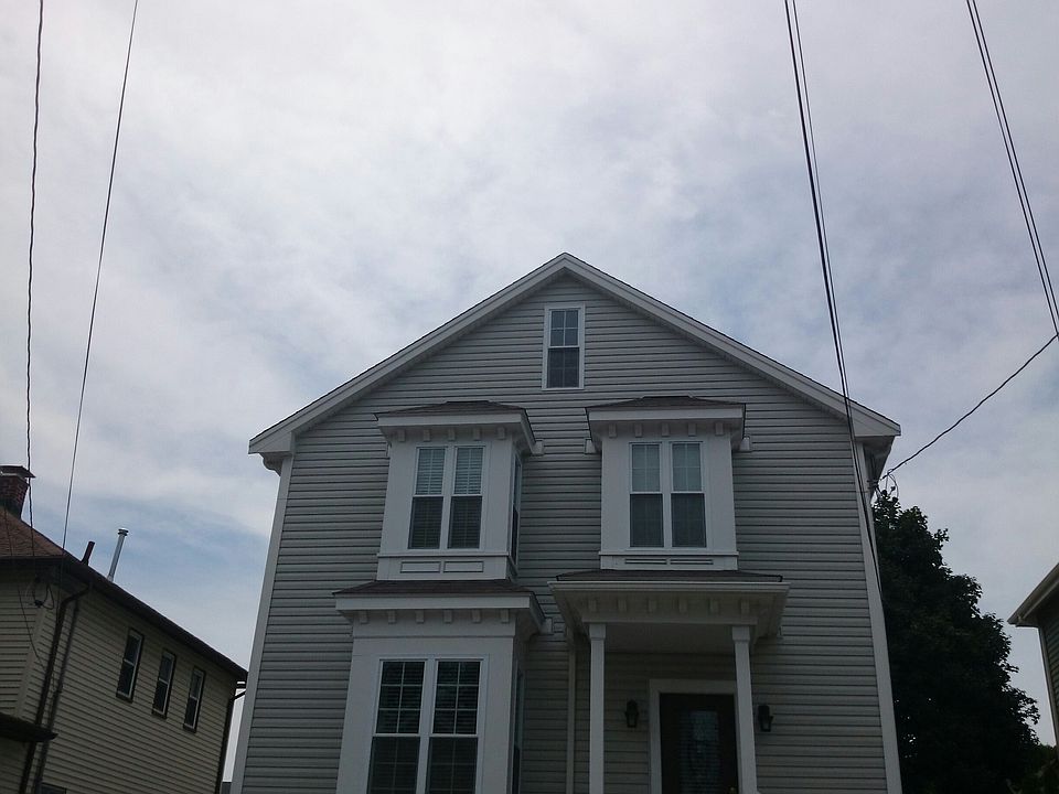2nd image of 185 Milton St