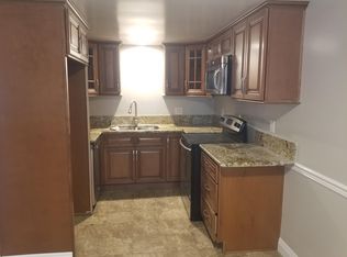 156 E Highland Ave #F, Sierra Madre, CA 91024