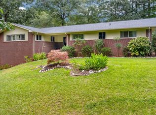 824 N Andover Dr, Walhalla, SC 29691