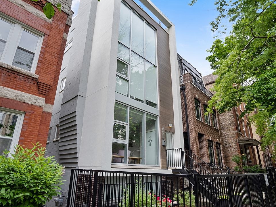 1st image of 2226 W Lyndale St #1