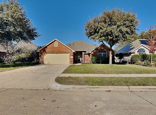 1132 Westgrove Dr, Saginaw, TX 76179