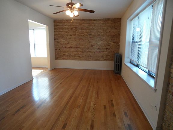 2nd image of 6150 N Winthrop Ave APT 111