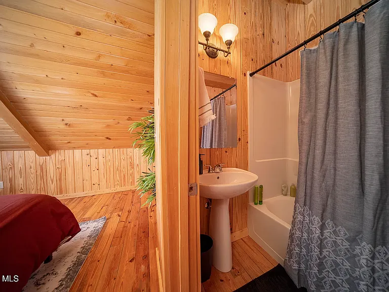 577 Gcr — Photo 31