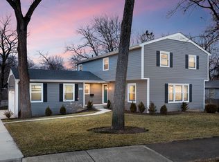 309 White Oak Dr, Naperville, IL
