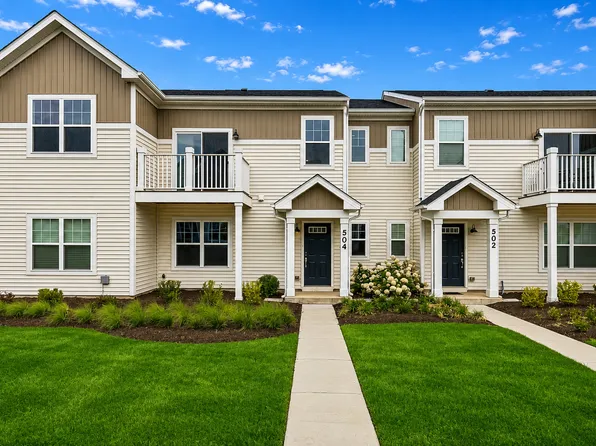 504 Comstock Rd, South Elgin, IL 60177