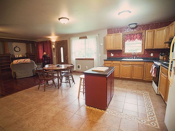 Ample space in this kitchen.