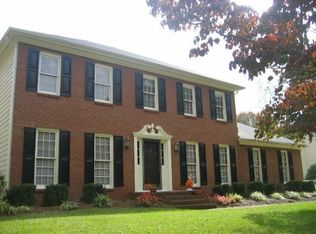 2432 Meadowglen Trl, Snellville, GA 30078