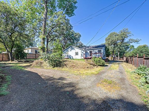 5th image of 12365 Reba Rd