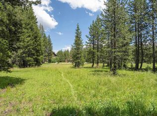 6154 Serene Rd, Soda Springs, CA 95728
