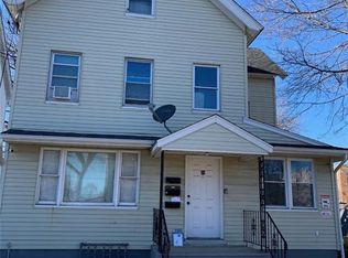 66 Tom Thumb St, Bridgeport, CT 06606