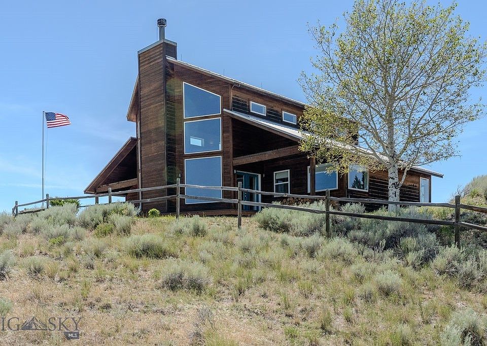 1st image of 18 Cactus Ridge Rd