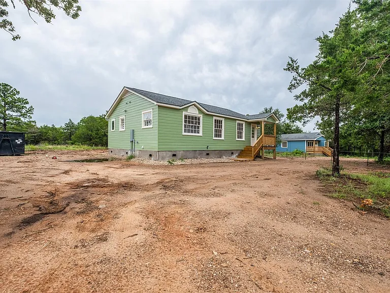 251 Foothill Rd — Photo 3
