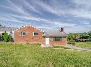 366 Oak Spring Rd, Canonsburg, PA 15317