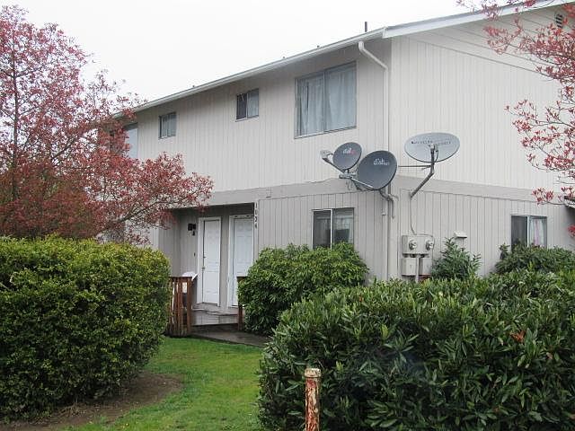 1st image of 1034 Hanford Ave APT A