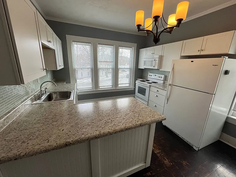 1512 Main St — Photo 6