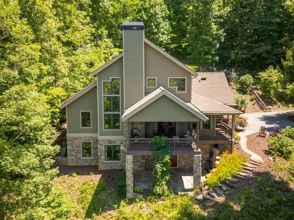 353 Bartlett Glen Cove Rd, Bryson City, NC 28713
