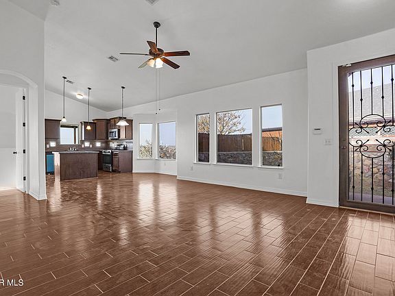 5th image of 7101 N Skies Ln