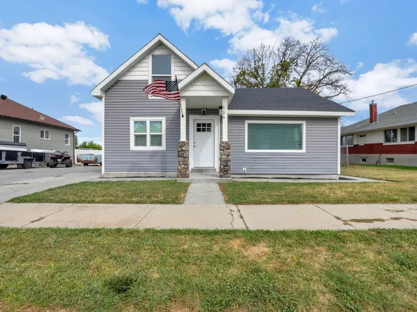 134 N Main St, Garland, UT 84312