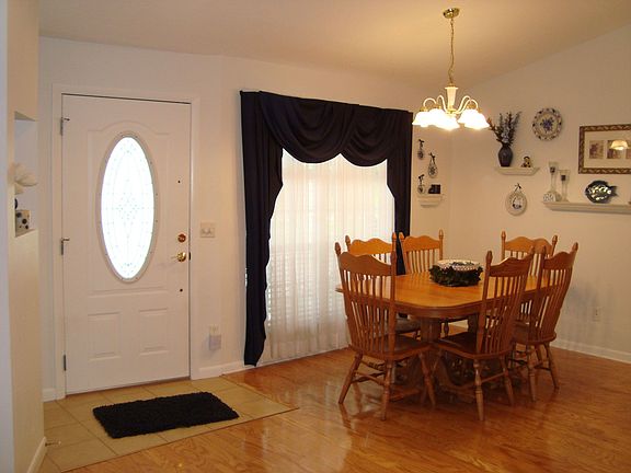 4th image of 14020 Briardale Ln