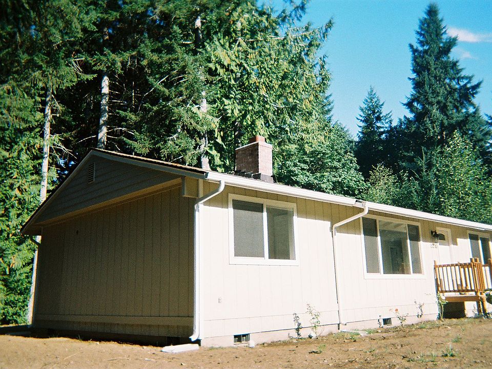 1st image of 15200 Rosemary Loop SE