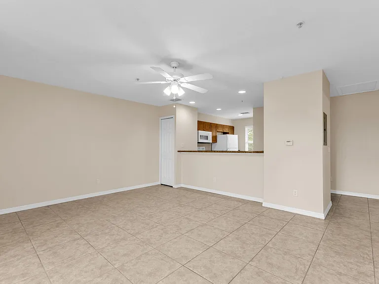 Sunnydell Commons II — Photo 33