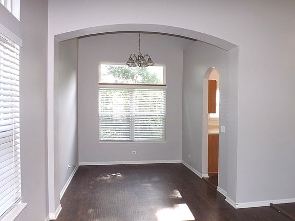 4th image of 407 Haywood Dr