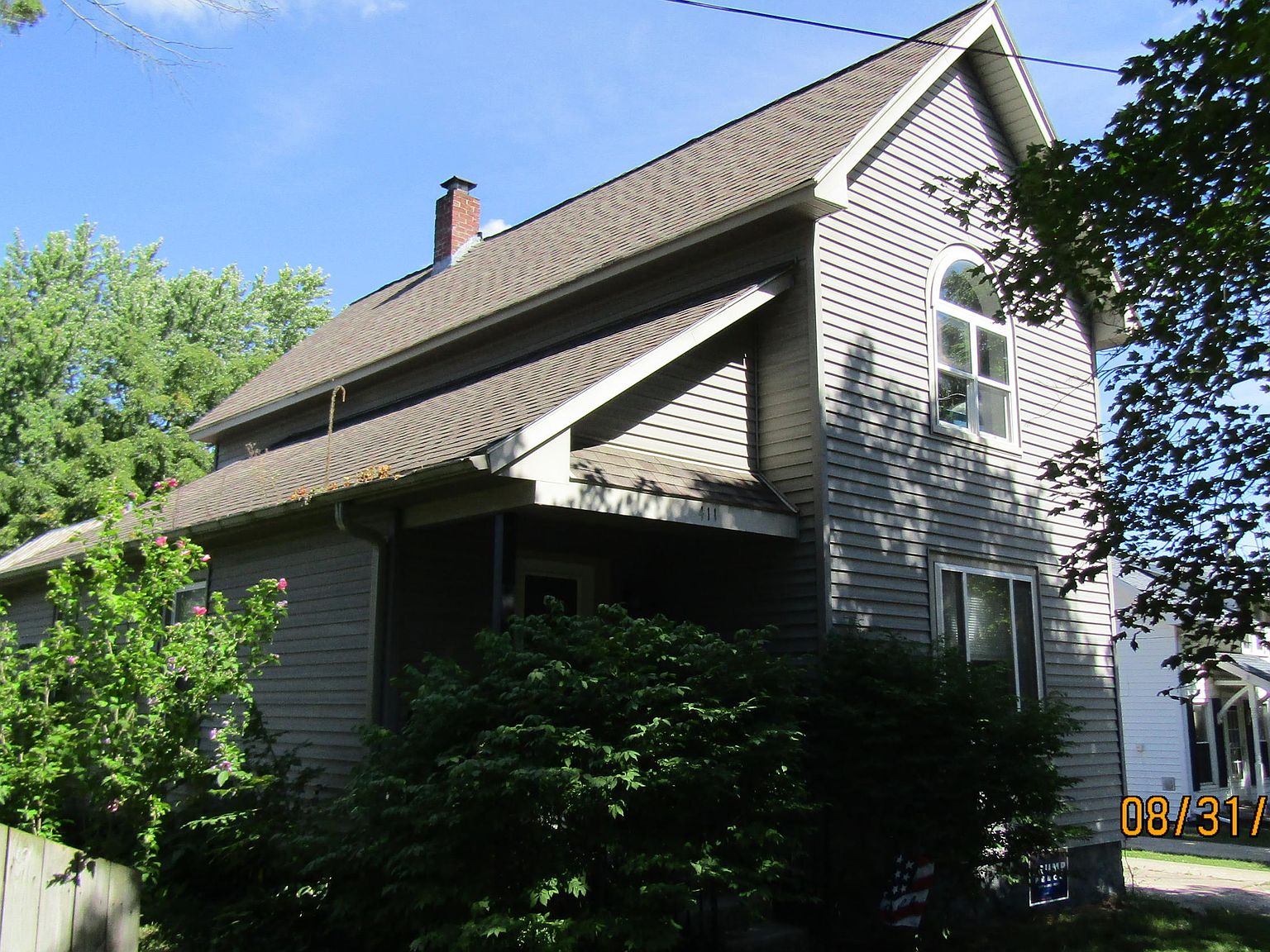 411 N Main St, Olivet, MI 49076 Zillow