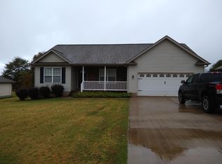 347 Bent River Dr, Inman, SC 29349