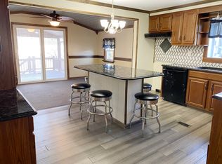 1204 Chestnut St, Mifflinburg, PA 17844