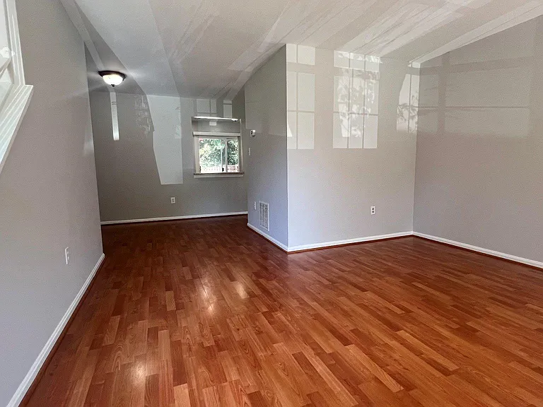 5808 Waterdale Ct — Photo 4