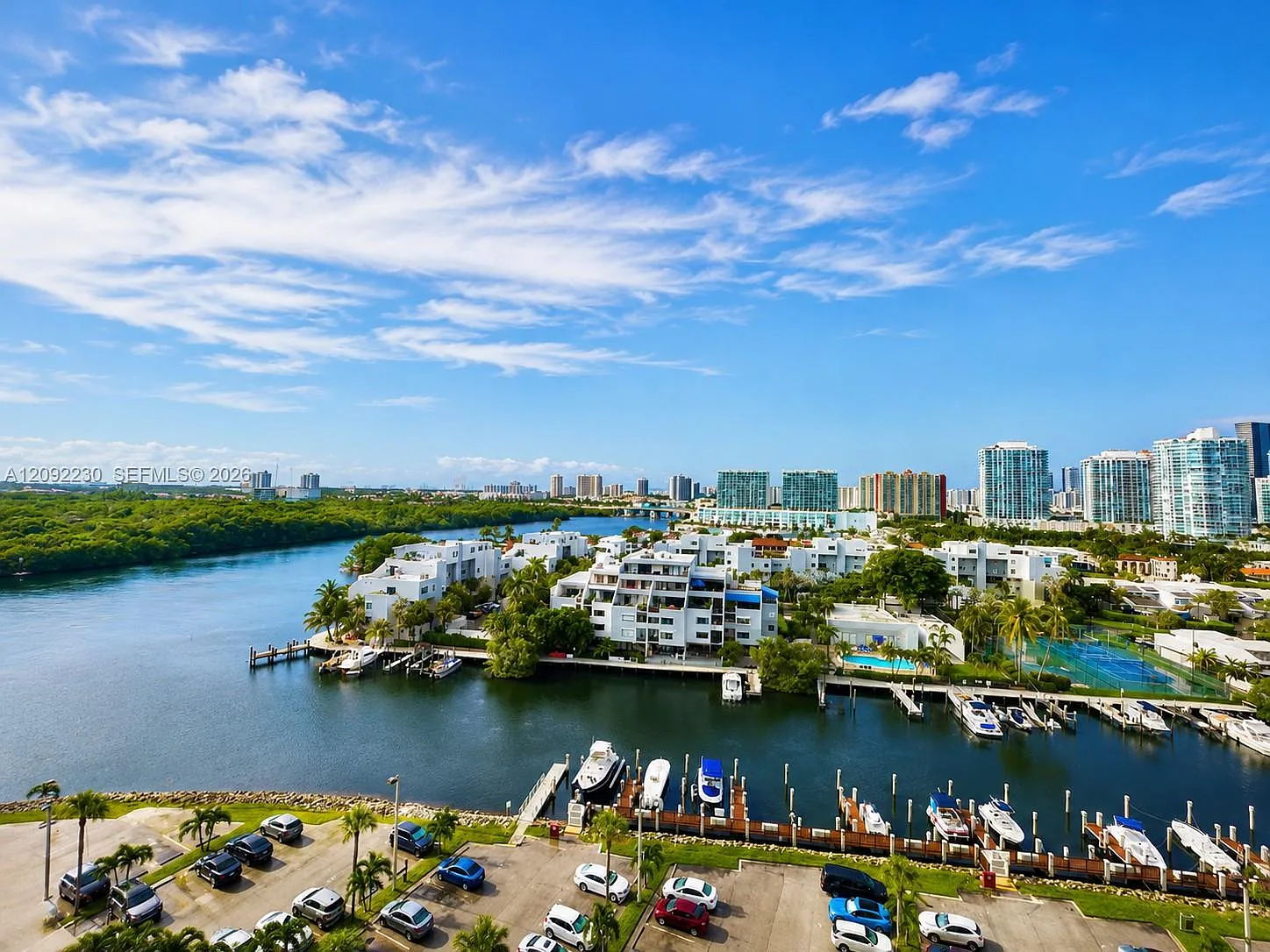 Coastal Towers Condo — Photo 4
