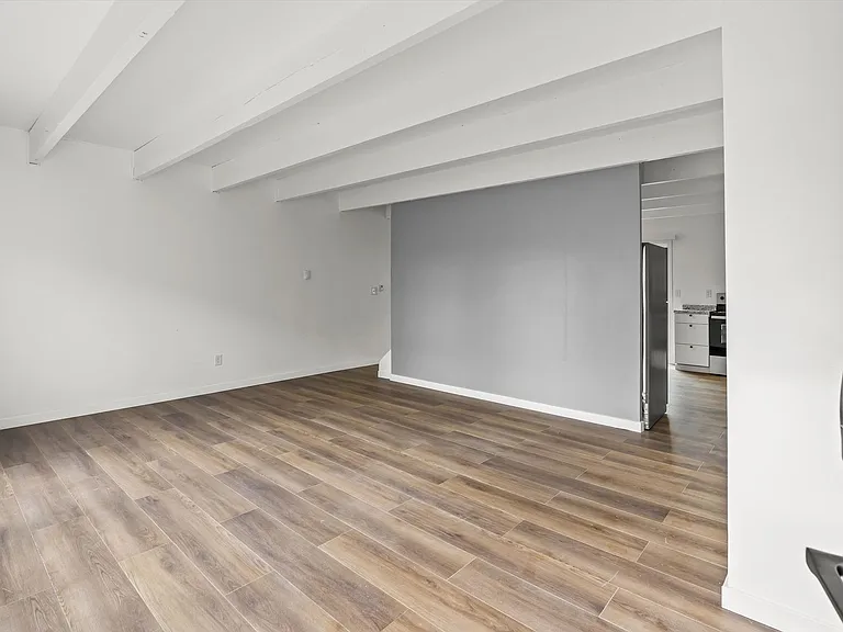 8803 11th St NE — Photo 5