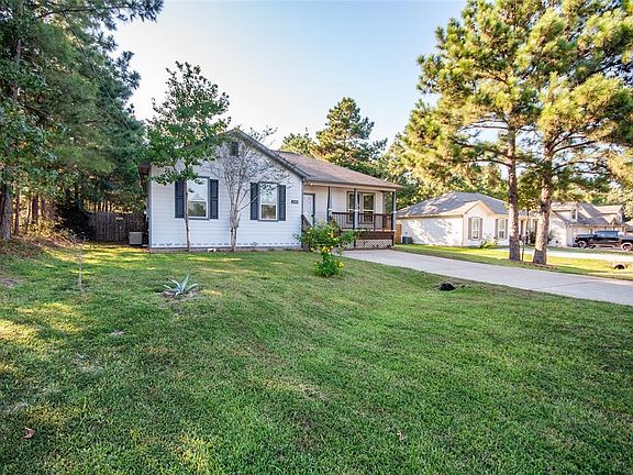 2nd image of 12983 Jayton Wood Way