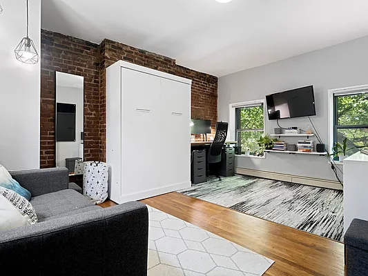 Rented by Corcoran | media 11