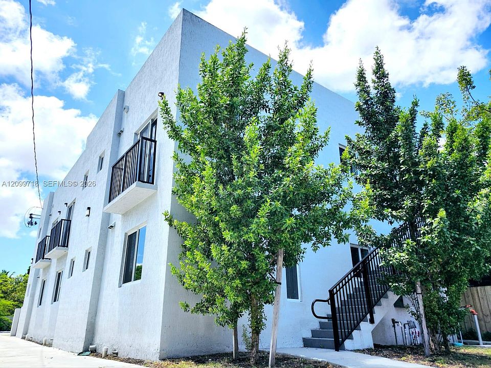 1st image of 580 NW 34th St #5