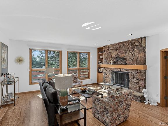 4th image of 1209 Northridge Court