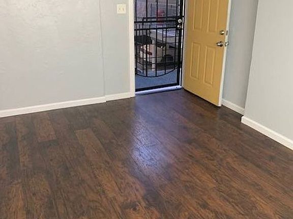 2nd image of 8656 Macarthur Blvd APT 10