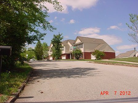 2nd image of 3833 Rector Dr