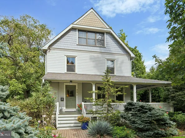 313 Dickinson Ave, Swarthmore, PA 19081