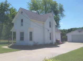 42 Daniel St SE, Grand Rapids, MI 49548