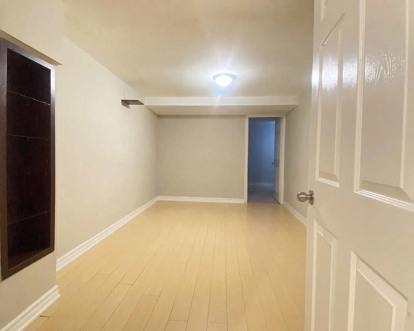 2 bed, $1,300 — Photo 3